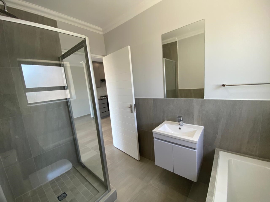 2 Bedroom Property for Sale in Table View Western Cape